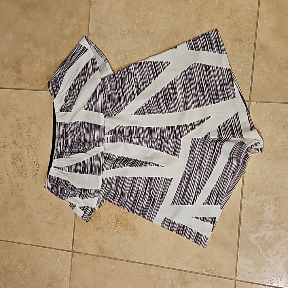 Strapless Ruffle Top Romper - Picture 2 of 3